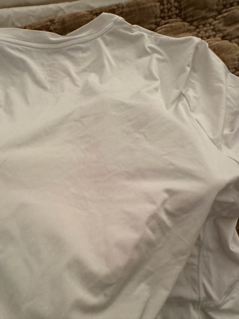 Nike White Dri-FIT Short Sleeve Performance Shirt cropped - Picture 4 of 5
